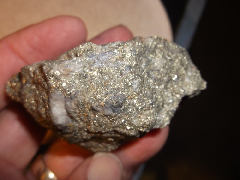 Gold, silver, copper, 203 grams samples ,ore high grade .