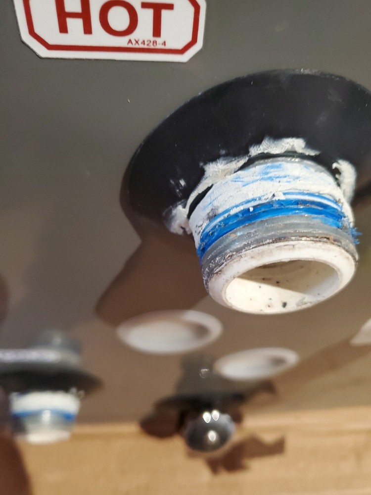 READ Rheem 10 Gal 15KW Commercial Electric Water Heater 208V-480V RUUD E10-15-G.