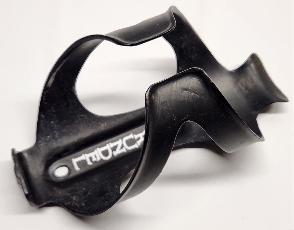 Arundel Carbon Bottle Cage