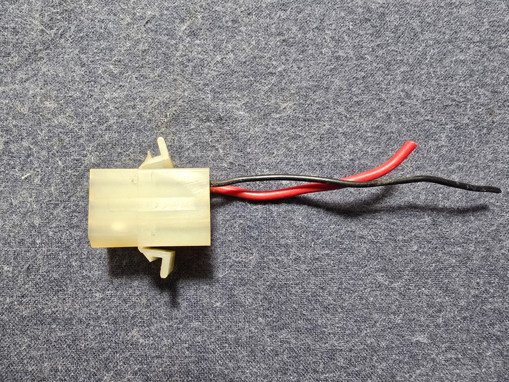 Heathkit SB-401 Transmitter Part - Accessory Socket (Part 432-71)