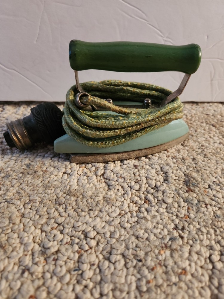 Vintage Green Small Travel Iron!