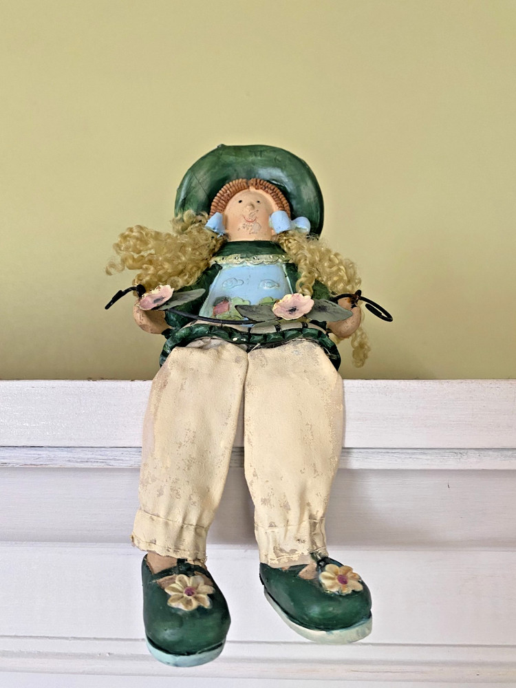 Vintage Ceramic Garden Pots Shelf Sitter Figuring Decoration