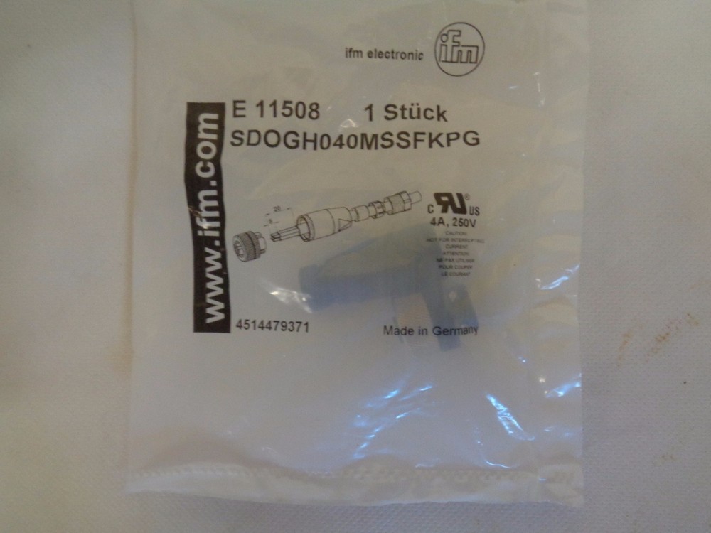NEW EFECTOR/IFM E11508 FEMALE CONNECTOR