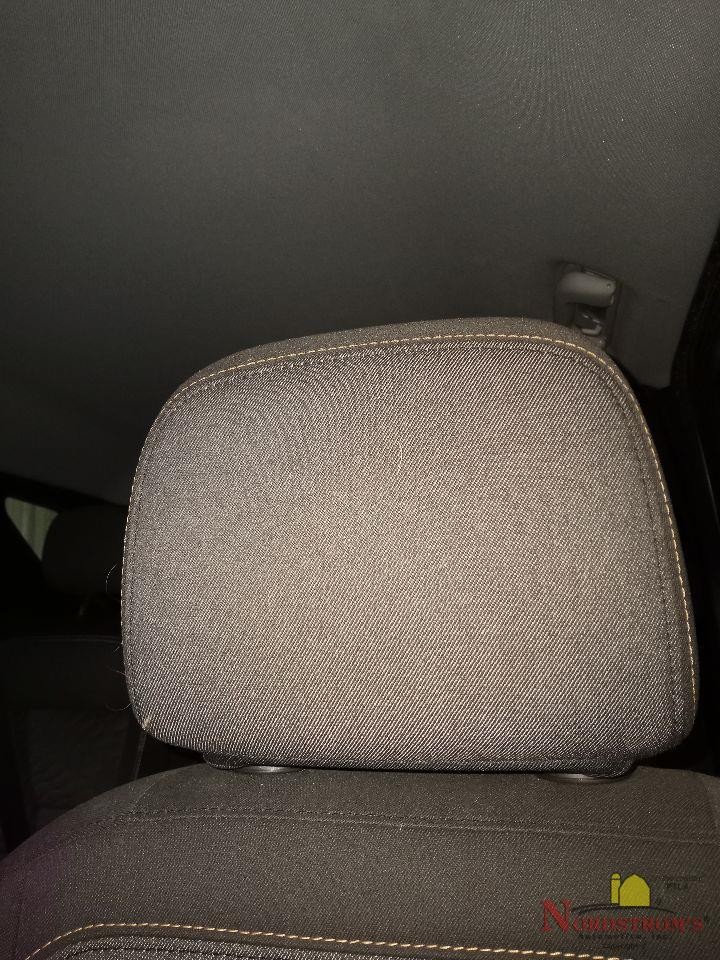 2020 Chevy Equinox Driver Front Headrest Only Black Cloth
