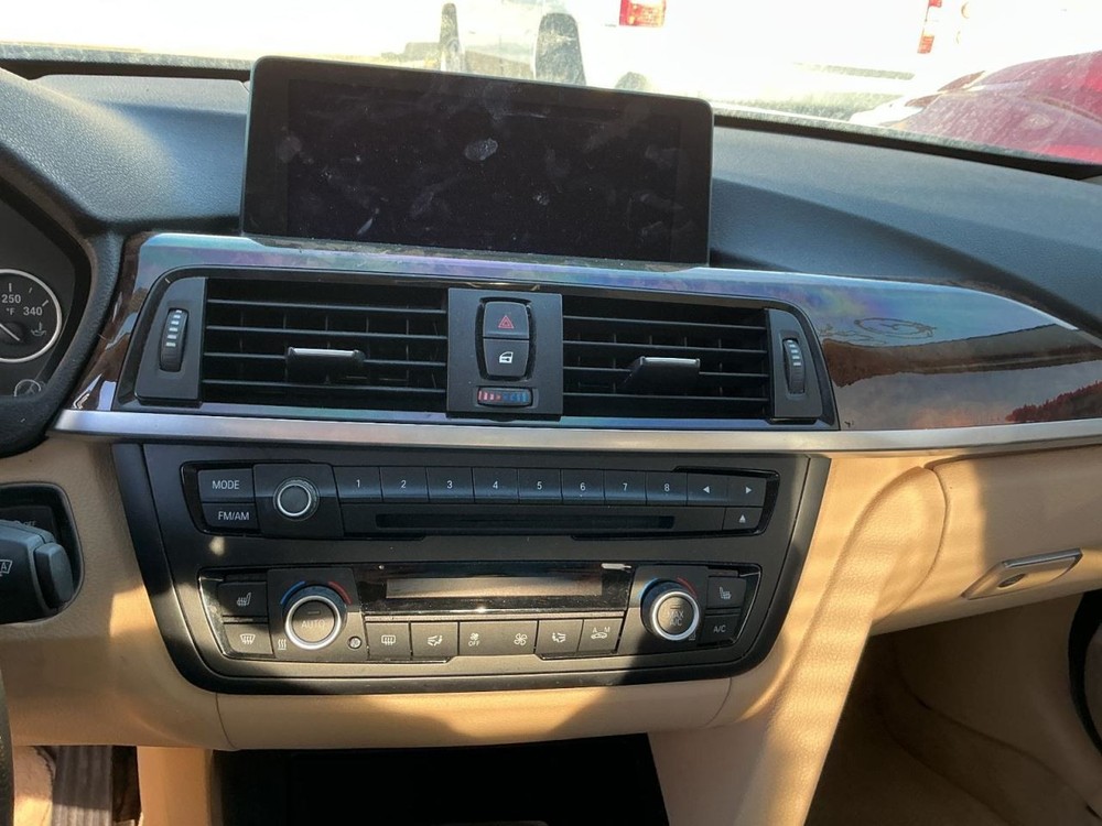 328I 2014 Glove Box 4923157