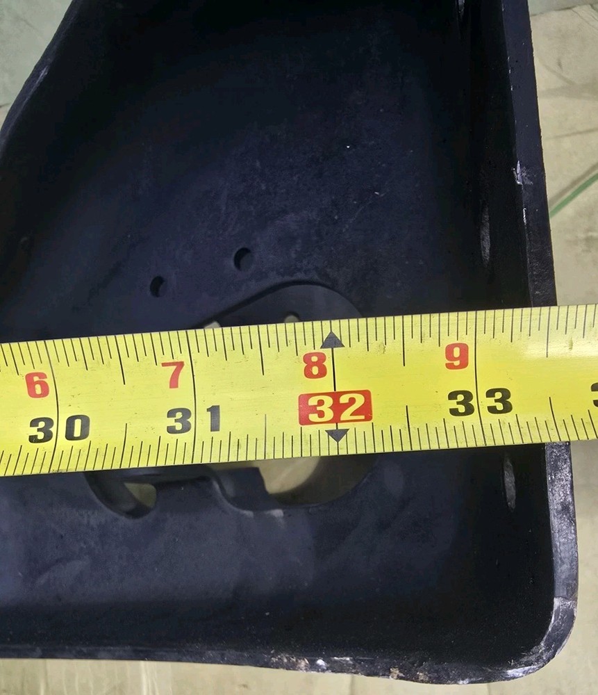 International Frame Crossmember (648-10430)