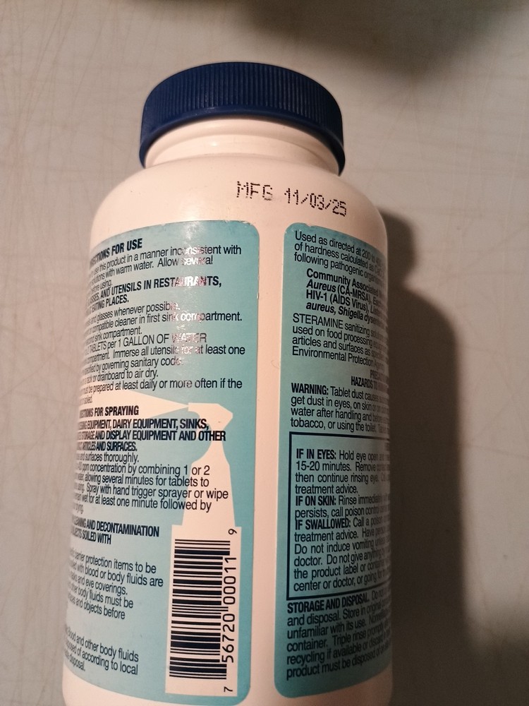 FMP 142-1572 Quaternary Sanitizing Tablets | 150 Tablets