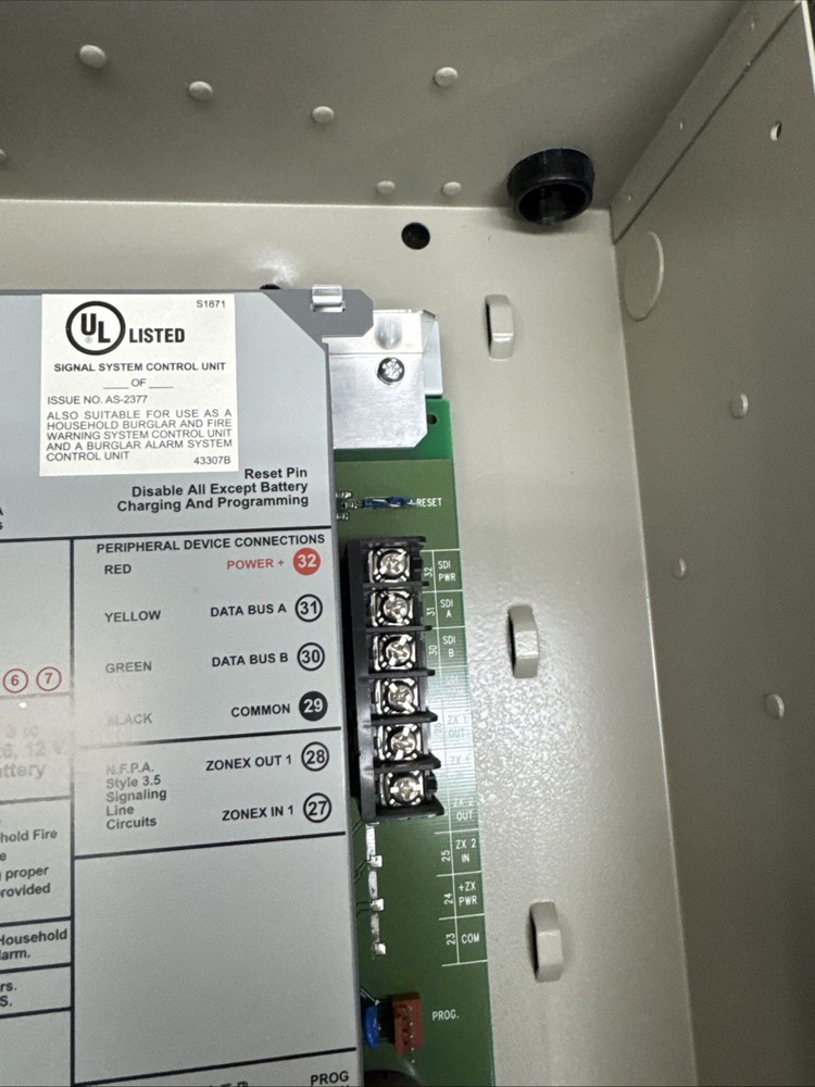 Bosch Radionics D7412G Digital Alarm Communicator Transmitter Panel W/Power Supp