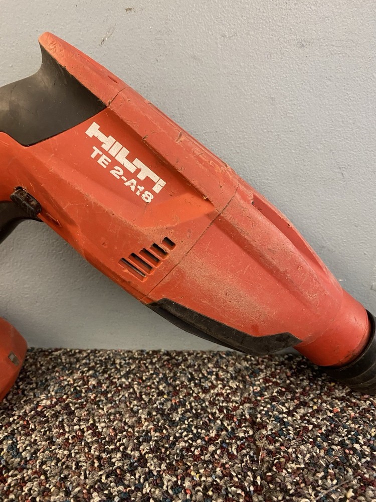 HILTI TE 2-A18 VOLTS , ROTARY HAMMER DRILL TOOL ONLY