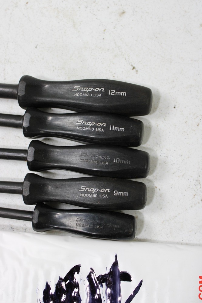 Snap On Nut Driver Metric Hard Handle Black 5 pc SET 8-12MM