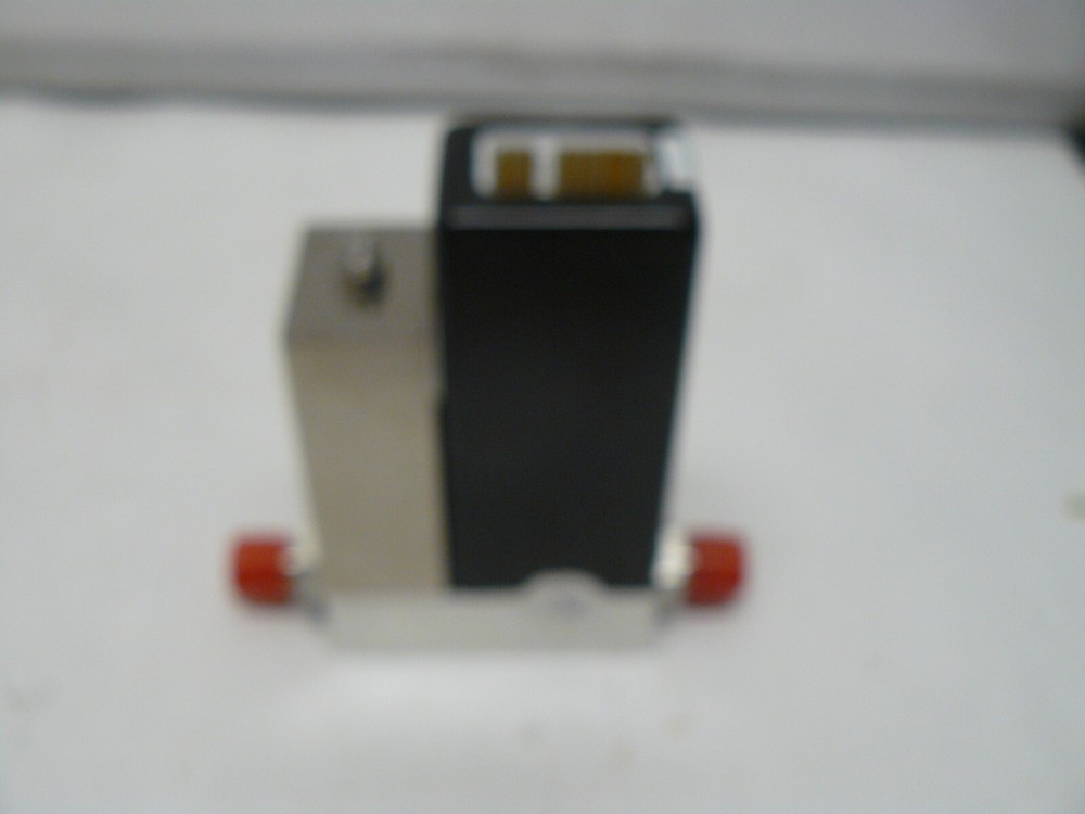 Unit Instruments UFC-1100 mass flow controller range 300 SCCM gas N2