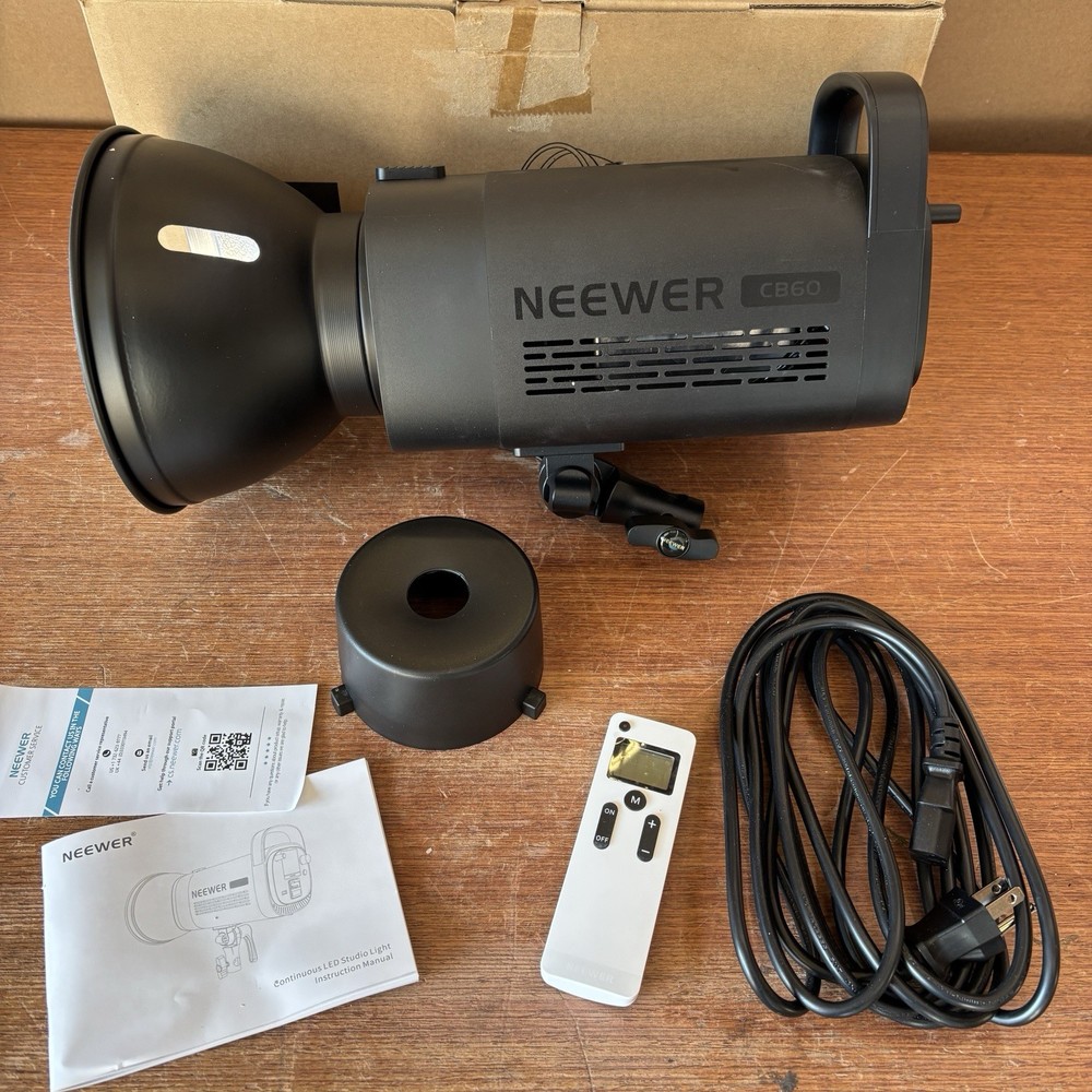 NEEWER CB60 LED Video Light