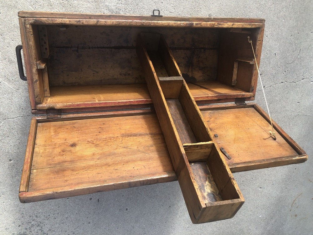 Antique 1860-1890 Rustic/Primitive Norwegian Distressed Pine Trunk