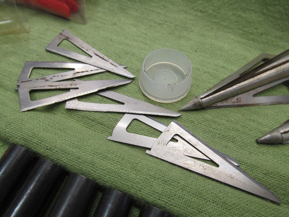 Group of Archery Bow Making Items - Tips - Nocks - Broadheads