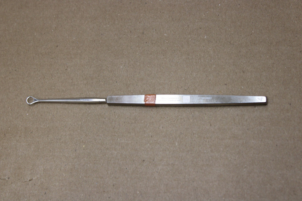 Miltex 33-4 Fox Dermal Curette