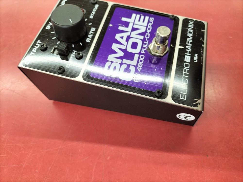 Electro Harmonix Small Clone Eh 4600 Analog Chorus