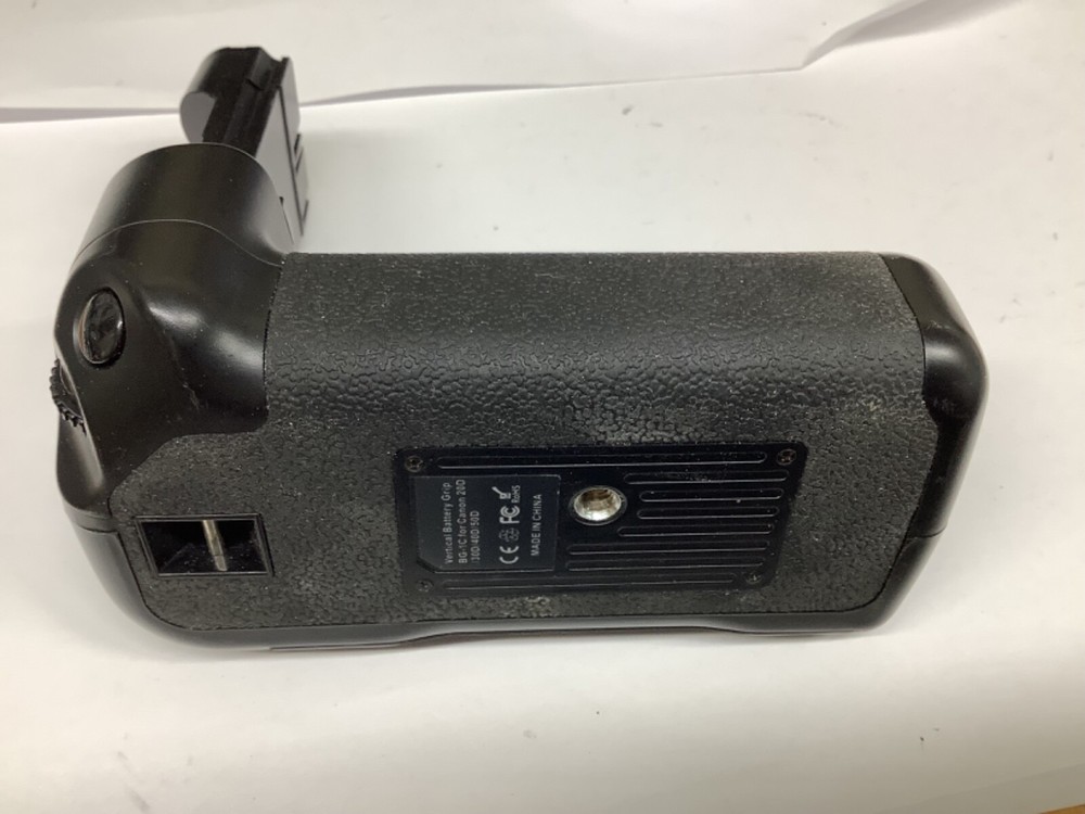 Vertical Battery Grip BG-1C for Canon 20D/30D/40D/50D
