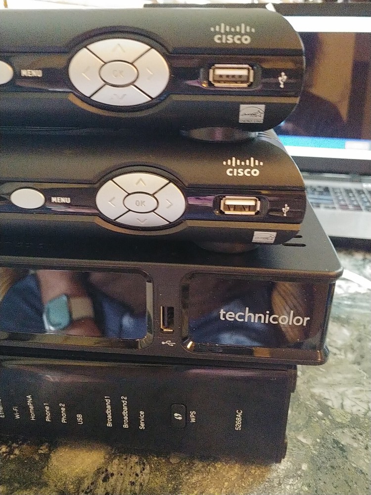 BUNDLE PACE 5268AC Router 4742HDC Receiver (2) ISB7005 Cable Receivers & REMOTE