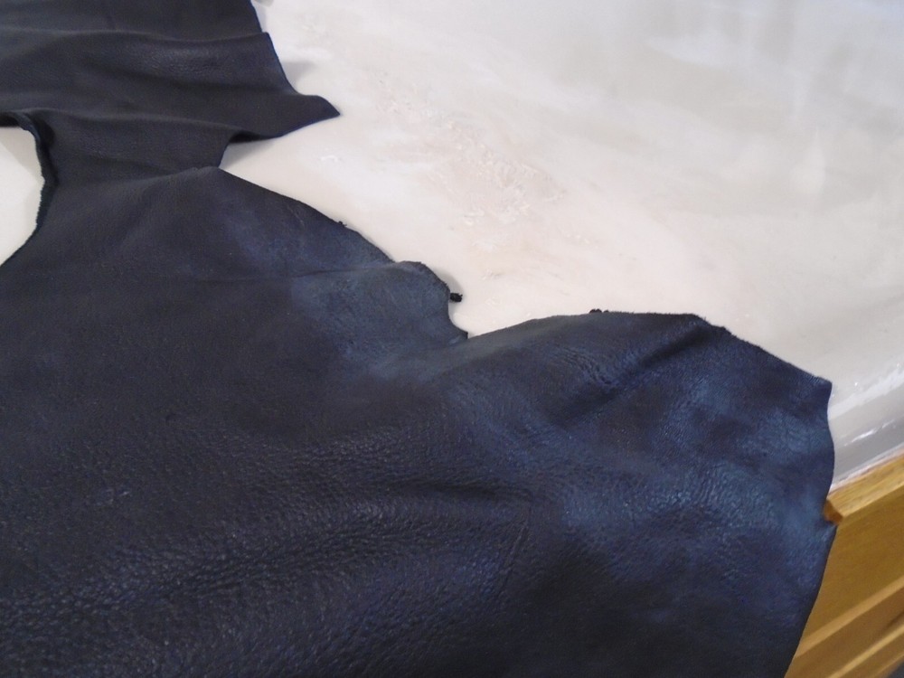 Top Grain Deer Leather # 0016023 Row 140