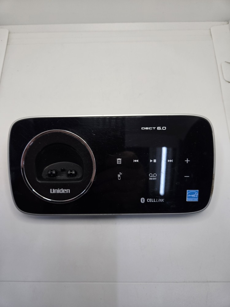 Uniden DECT 6.0 D3280 Phone With Digital Answering System