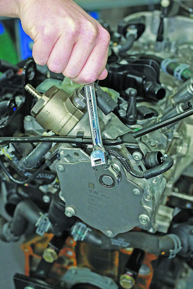 31-Piece Low Profile Bit & Go Thru Alldrive Socket Set - Ultimate Tool Kit