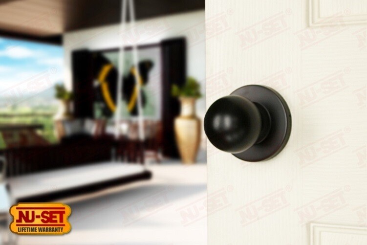 NUSET BERKELEY: PASSAGE KNOB (OIL RUBBED BRONZE)