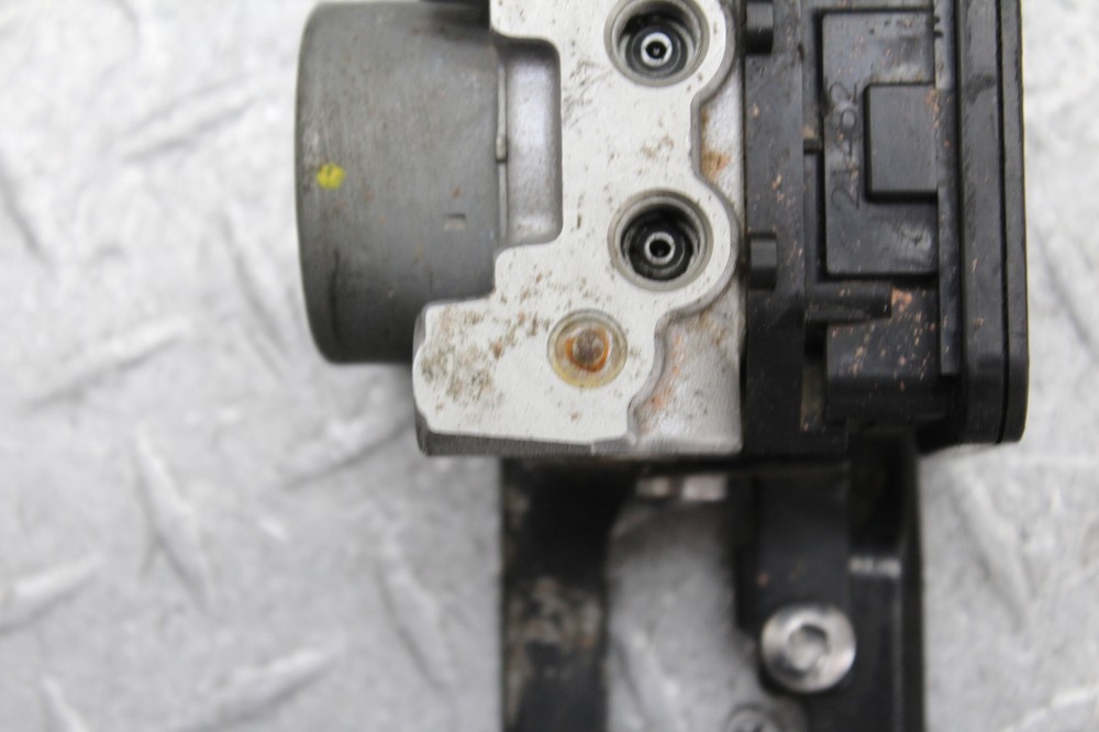 2014 TRIUMPH STREET TRIPLE ABS ABS PUMP UNIT MODULE