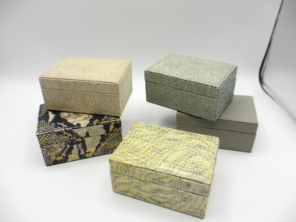 Leather Box Small Suede Lining Gray Graphic Image New