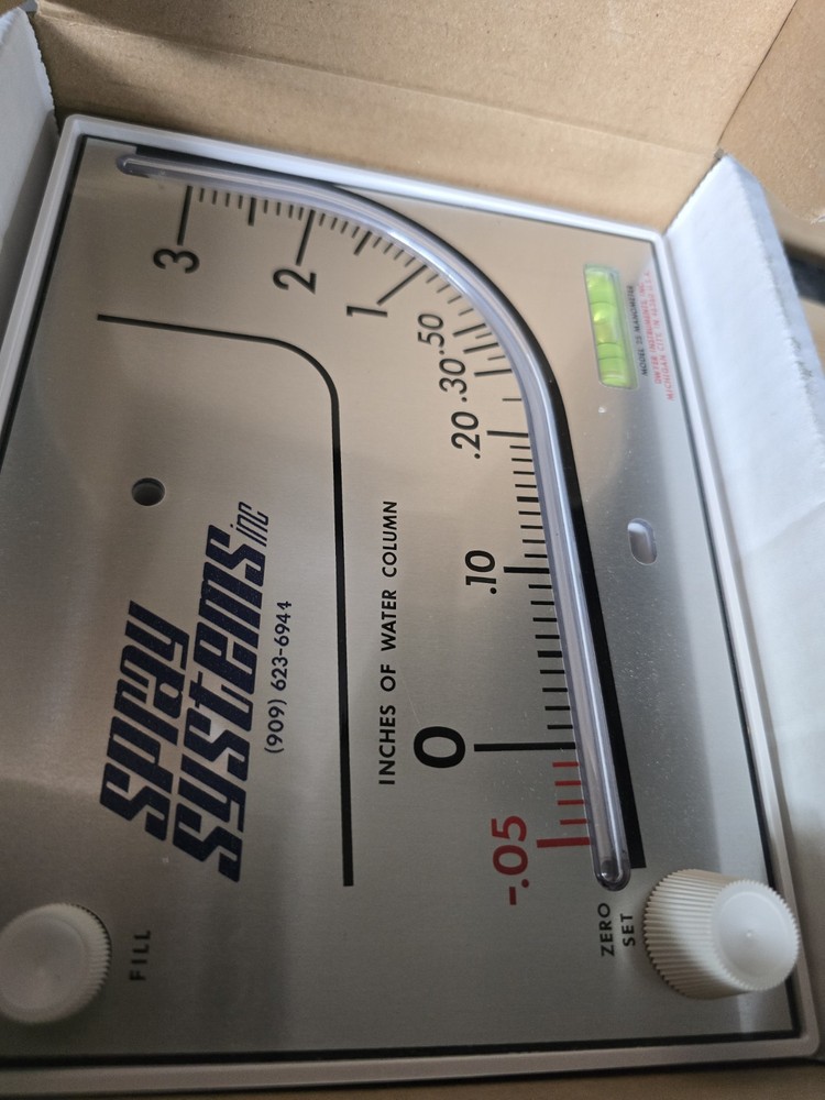 Dwyer Instruments Mark 2 Molded Plastic Manometer