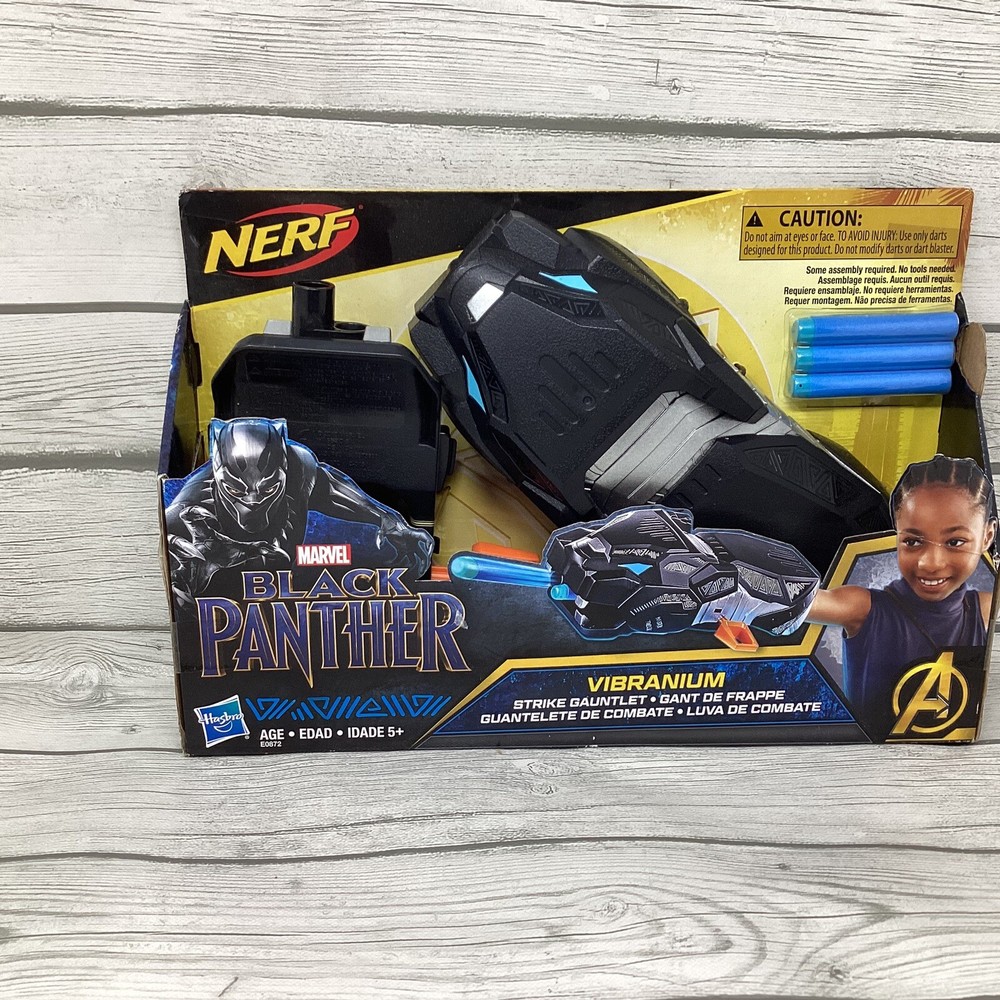 Nerf Black Panther Vibranium Strike Gauntlet
