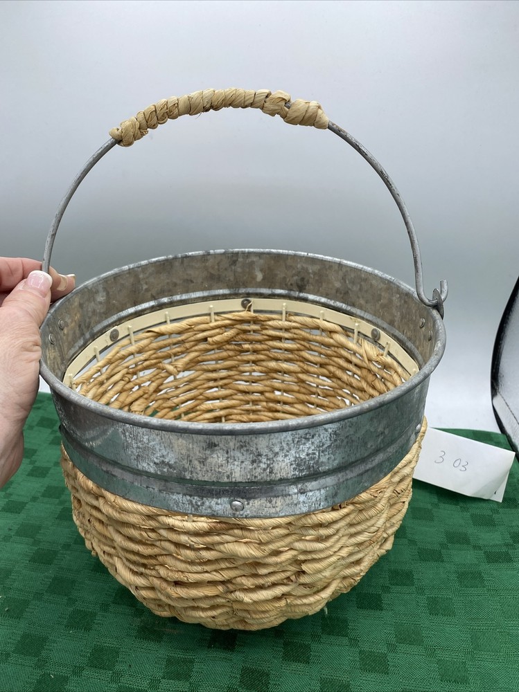 9” Wicker And Tin Hanging Pail Planter