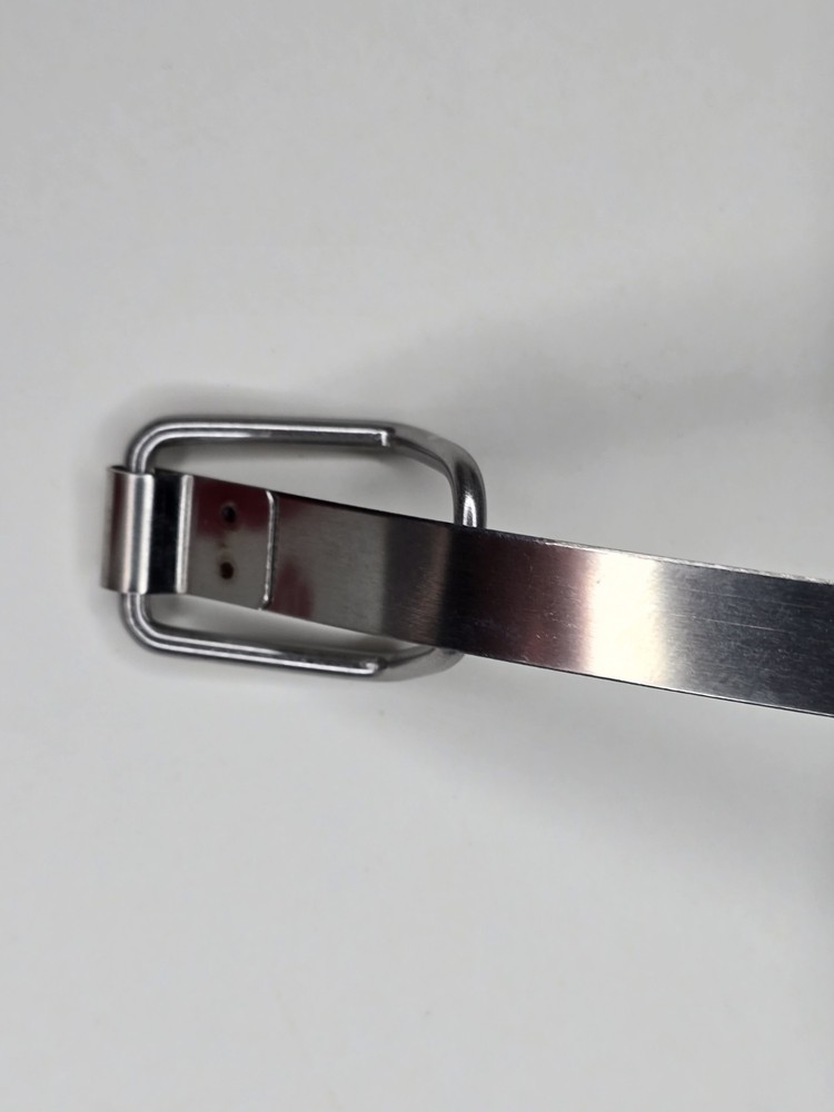 First Alert Fire Extinguisher Bracket for 2 lb - USCG Approved Mounting Solution