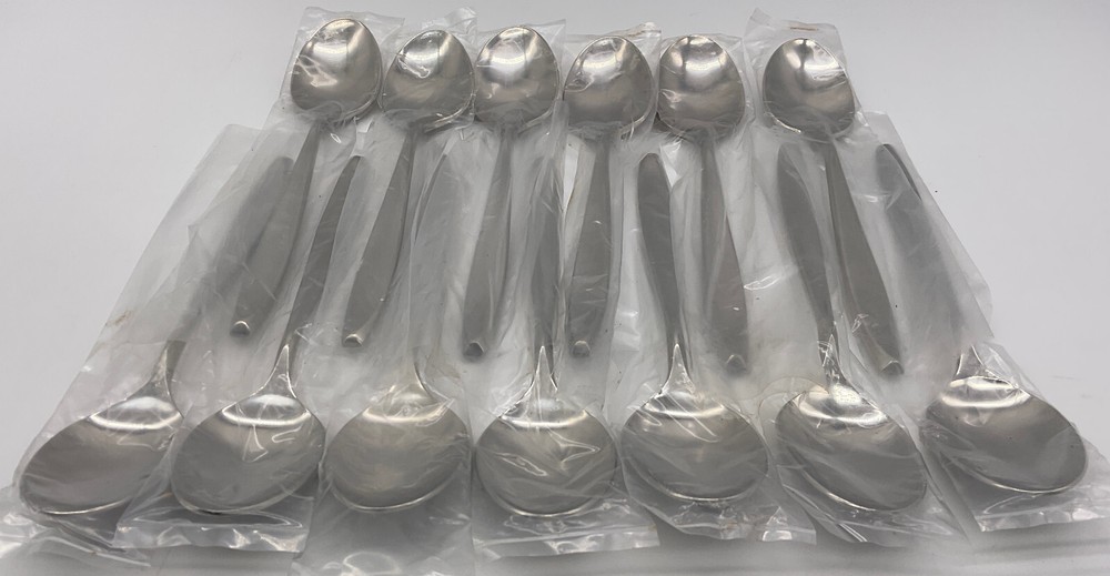 DeVille 18-8 Stainless Japan Caesar Pattern 28 Pieces Flatware Incomplete Set