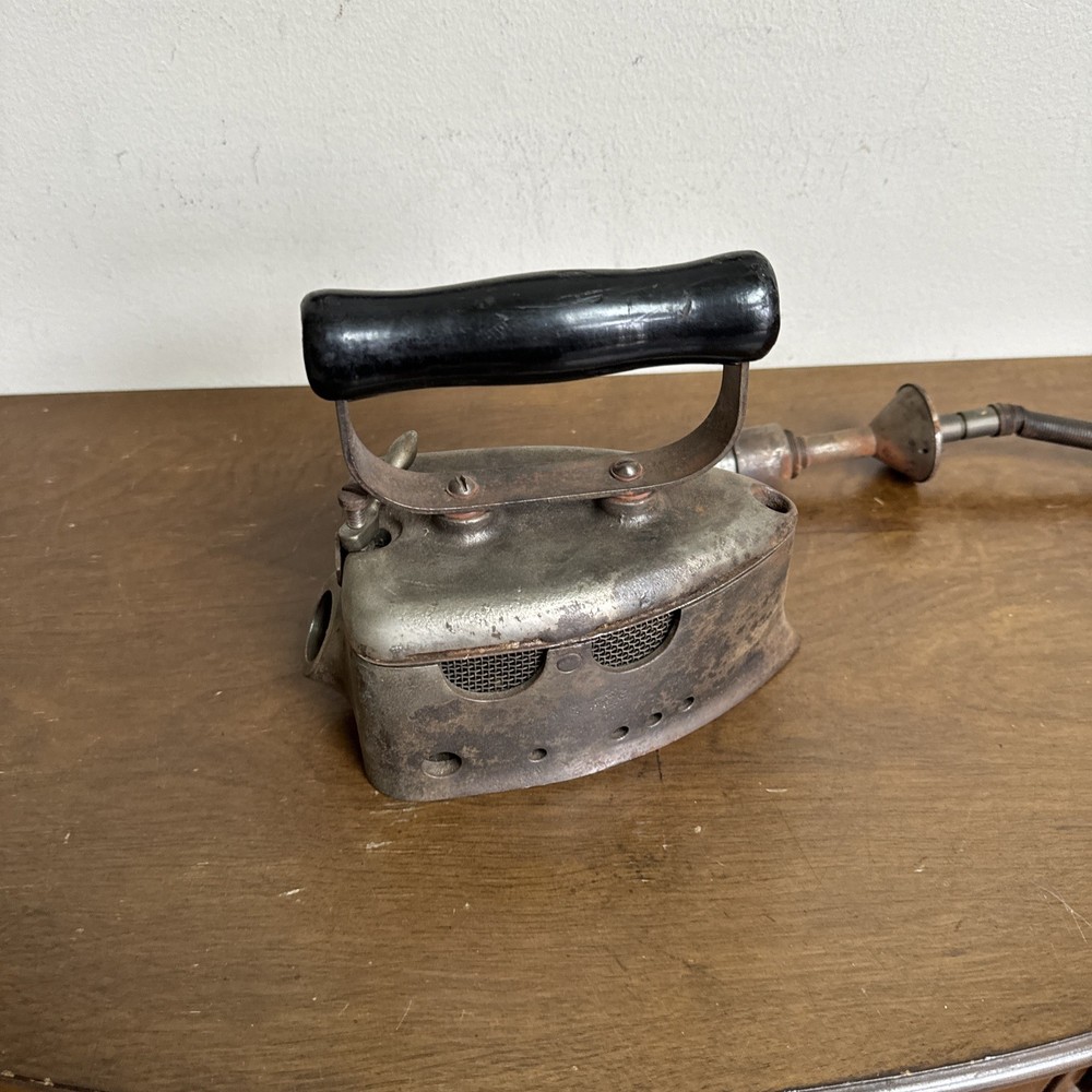 ANTIQUE RARE GAS SAD IRON