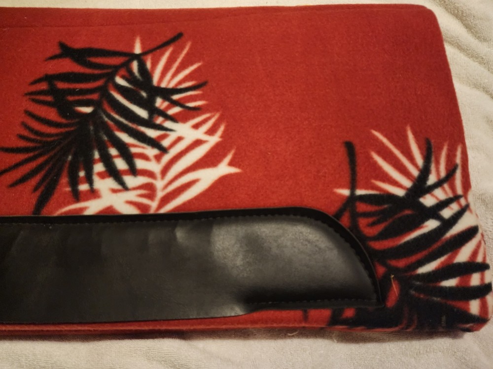 Abetta Western Saddle Pad Red & Black Felt. New
