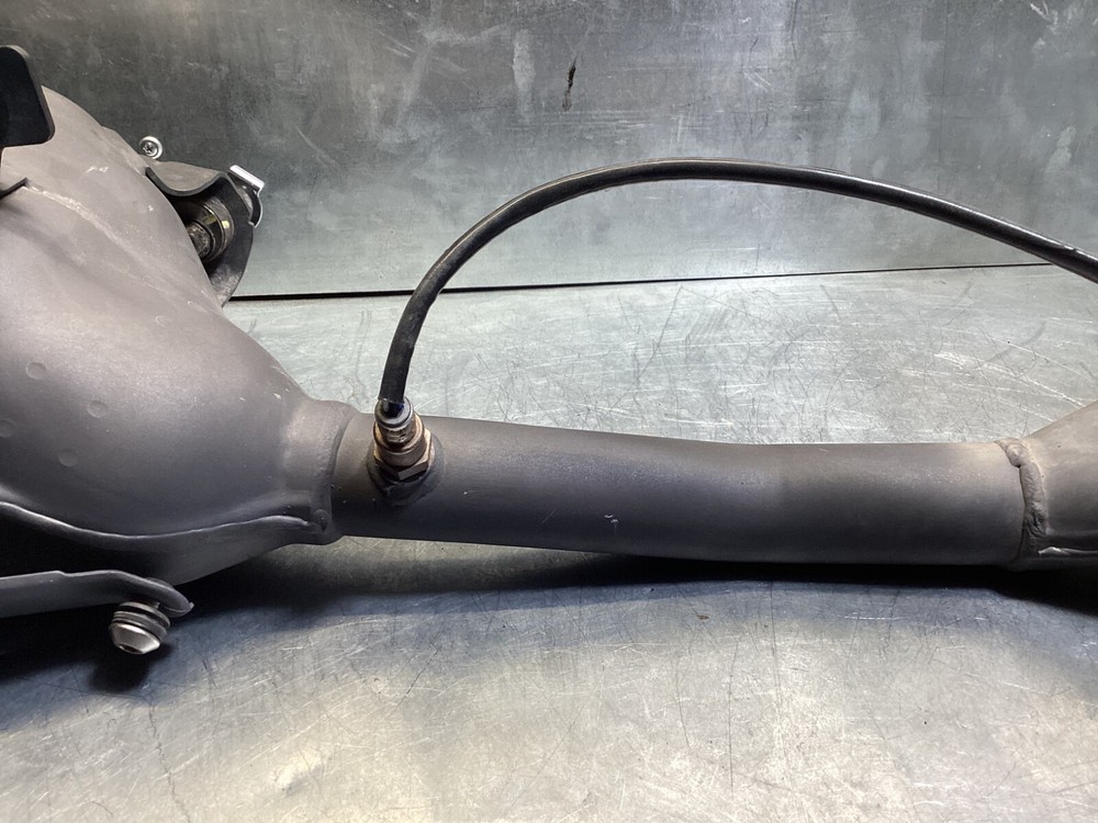 2015 Yamaha YZFR3 R3 Exhaust Pipe Header & Mounting Hardware
