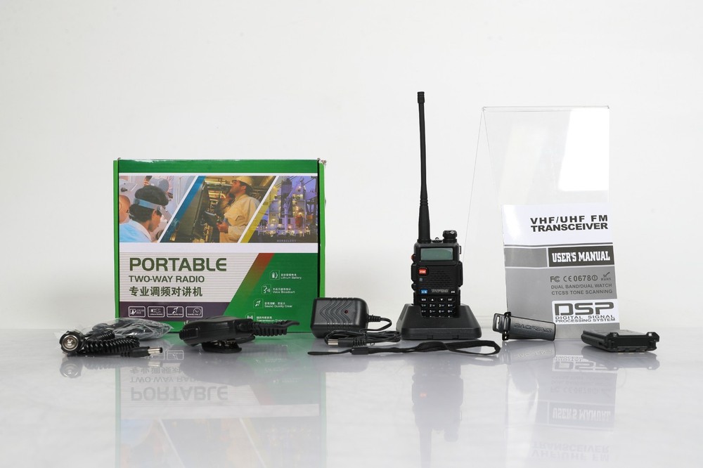 DSP PORTABLE TWO WAY RADIO w/ Accessories
