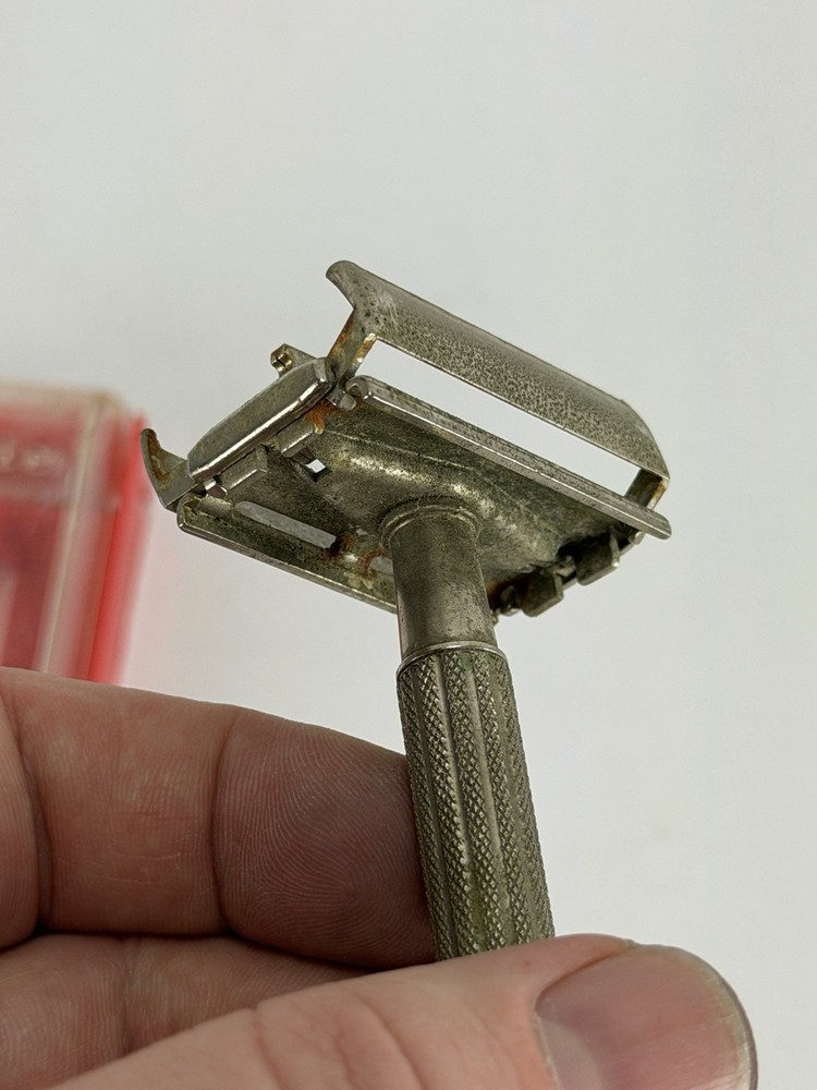 1957 Vintage Gillette Flare Tip Super Speed With Case