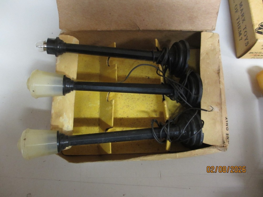 Marx 7 ea. 074 Boulevard Lamp Post + 073/3 set OB
