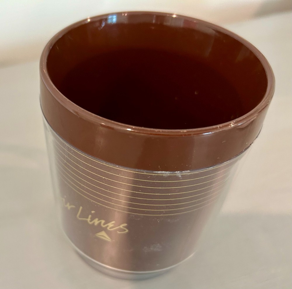 VINTAGE DELTA AIRLINES "EAGLE" PLASTIC CUP