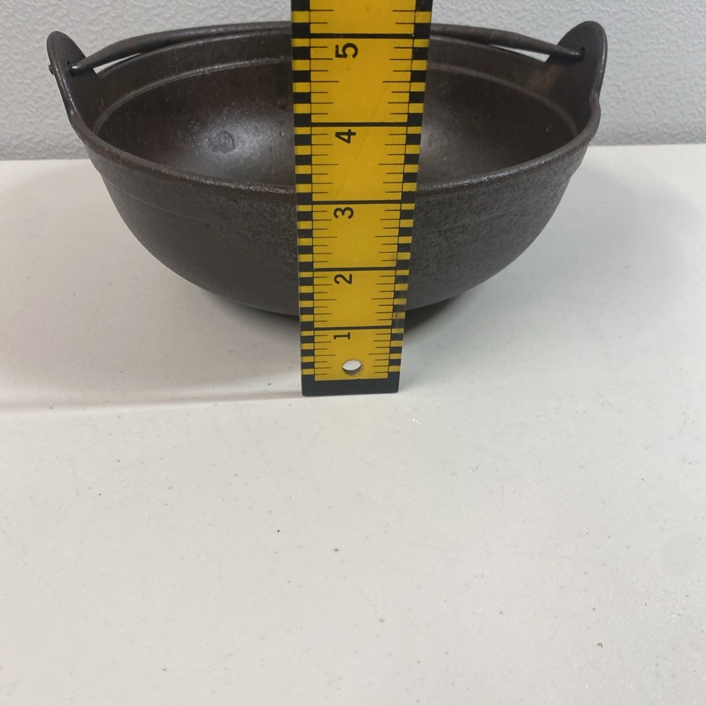 Vintage Ishigaki Couldron Cast Iron Scotch Pot Planter