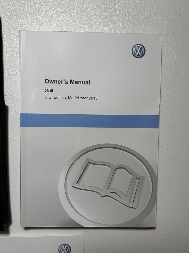 2015 Volkswagen Golf Owner's Manual OEM Set