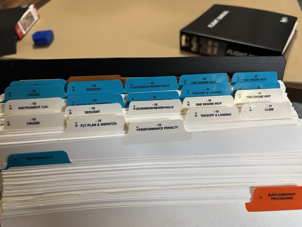 FedEx DC-10 Airplane Flight Manual Training Reference Lot of 3