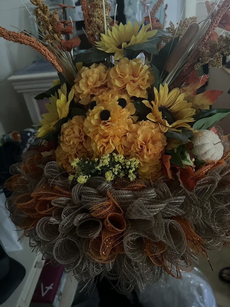 Fall/Thanksgiving Table Centerpiece.