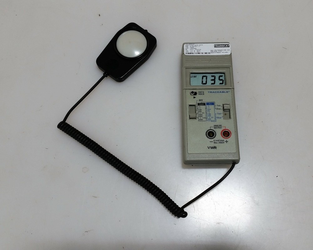 VWR International 21800-014 Traceable Dual-Display Light Meter [Used]