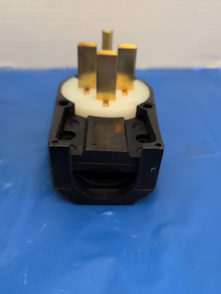Bryant Catalog No 8432-ANPB Industrial Angled Plug