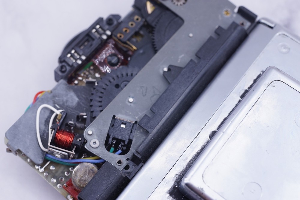 Polaroid camera SX70 SONAR/680/690 PICKOFF sensor autofoucus repair Replacement