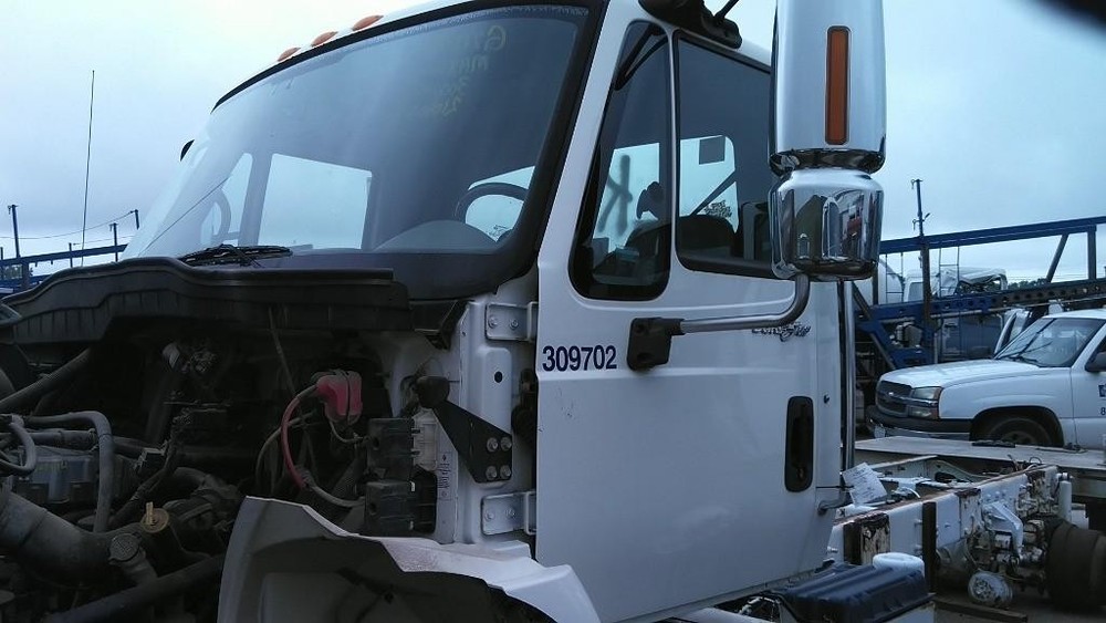Replaces 2009 INTERNATIONAL 4400 CAB ,  OH