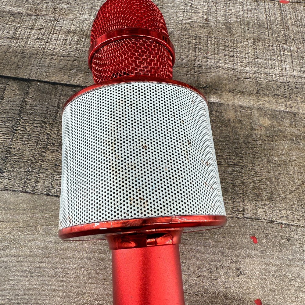 Wireless Bluetooth Karaoke Microphone Works