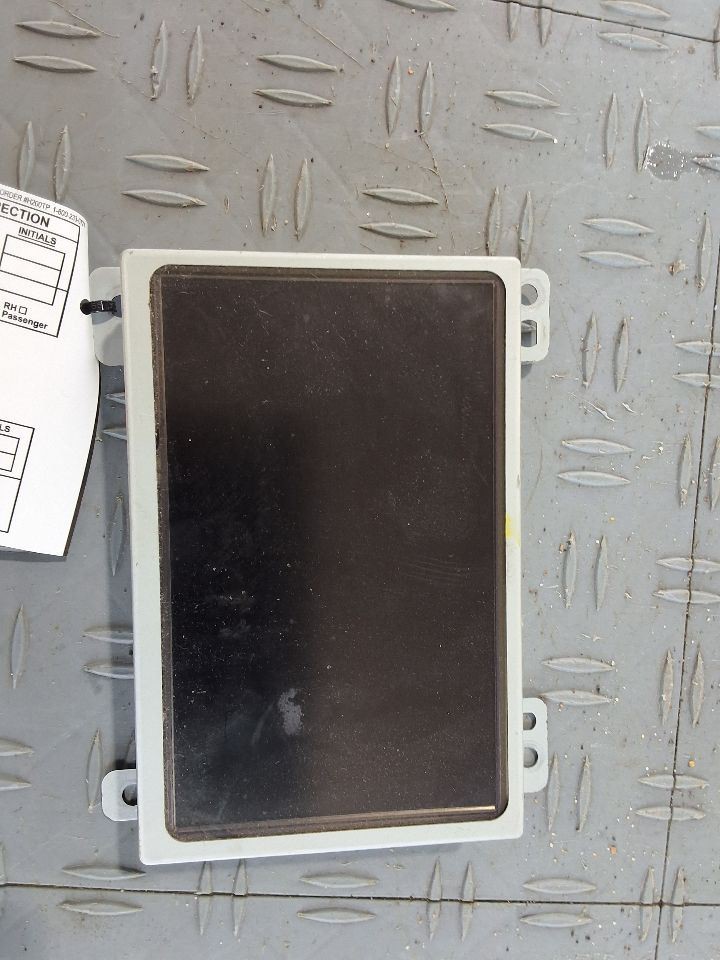 2010-2017 GMC Terrain Dash Mounted Lower 7" Display Screen